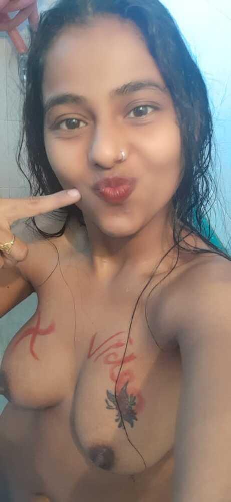 You are currently viewing Desi Bhabhi Riding and Moaning 2021 Hindi Adult Video 20p HDRip 100MB Download & Watch Online