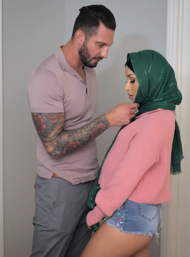 You are currently viewing Shy But Curious 2022 HijabHookup Adult Video 720p HDRip 250MB Download & Watch Online